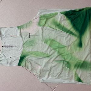 데카트론 울트라라이트 싱글렛 런 900 XL