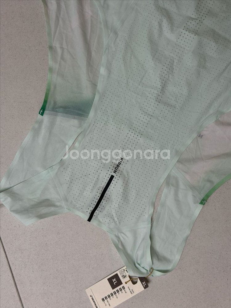 데카트론 울트라라이트 싱글렛 런 900 XL--3