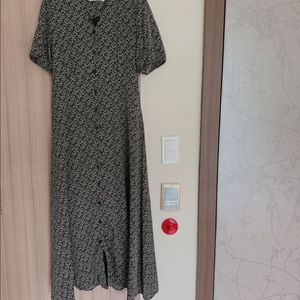 클래식 무드 블랙 잔꽃 맥시원피스 55