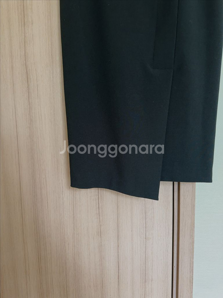 /새상품/ 레티첼라 스테디셀러 블랙 스퀘어슬림원피스 S--4