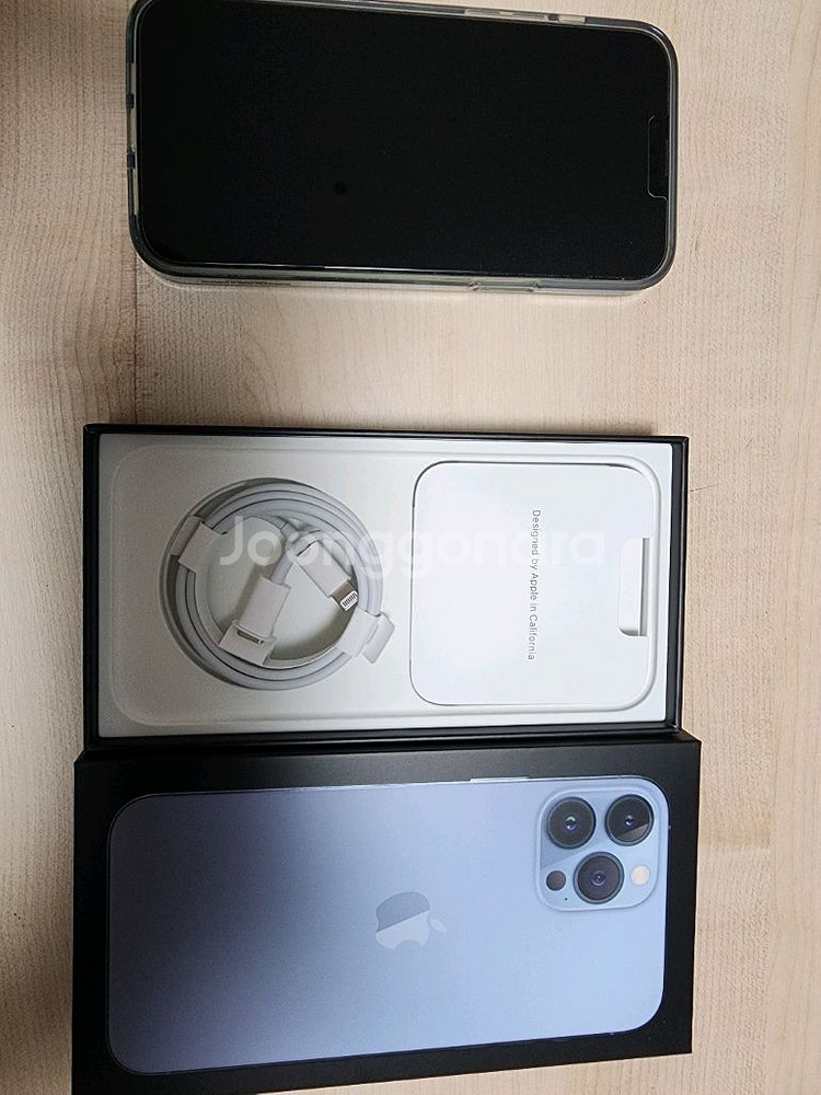 아이폰13 프로맥스 256GB 팝니다--3