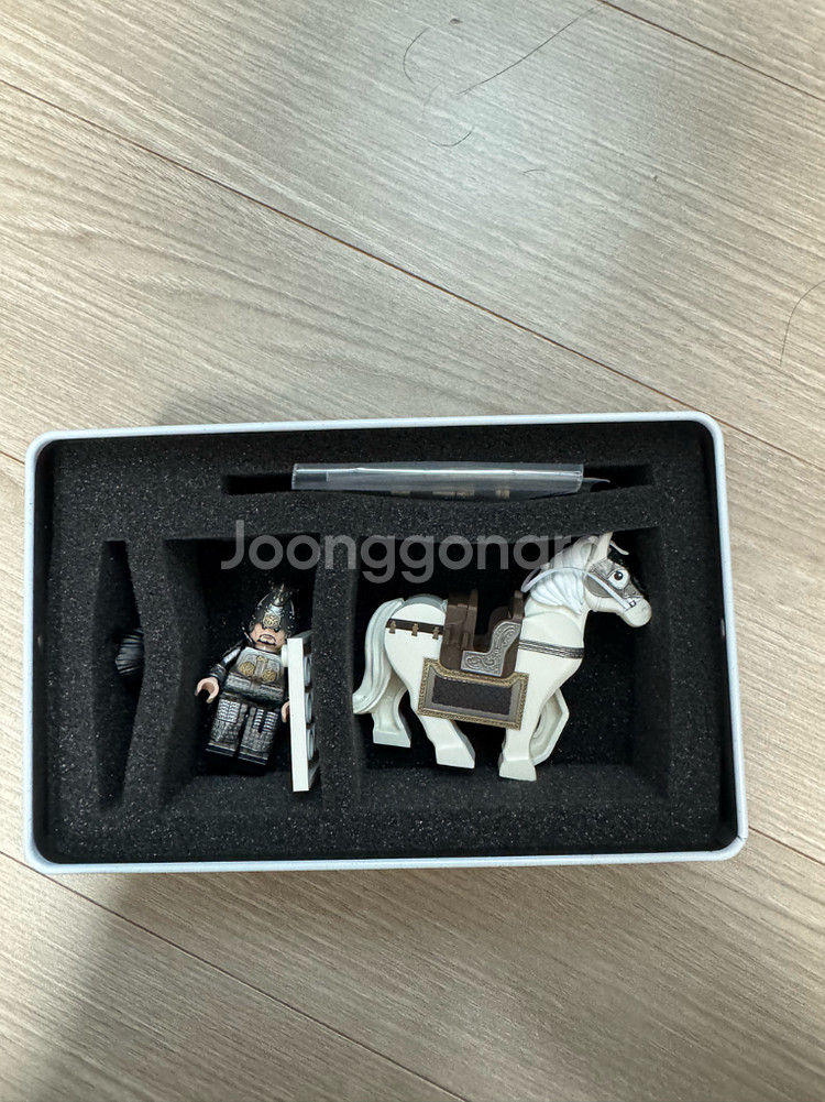 핸디하로 커스텀레고 판매합니다--3