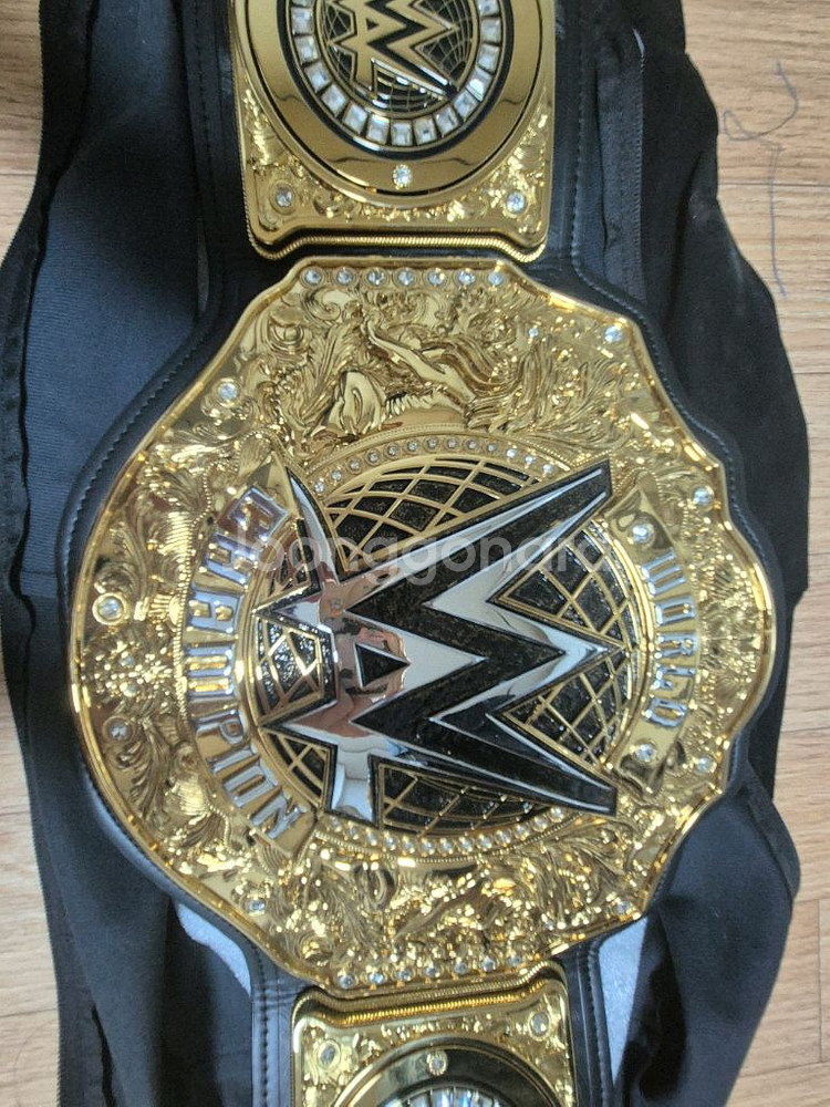 wwe 월드헤비웨이트 챔피언 벨트 팝니다.--2