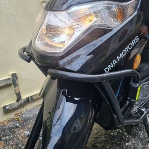 vx125 2024년 블랙