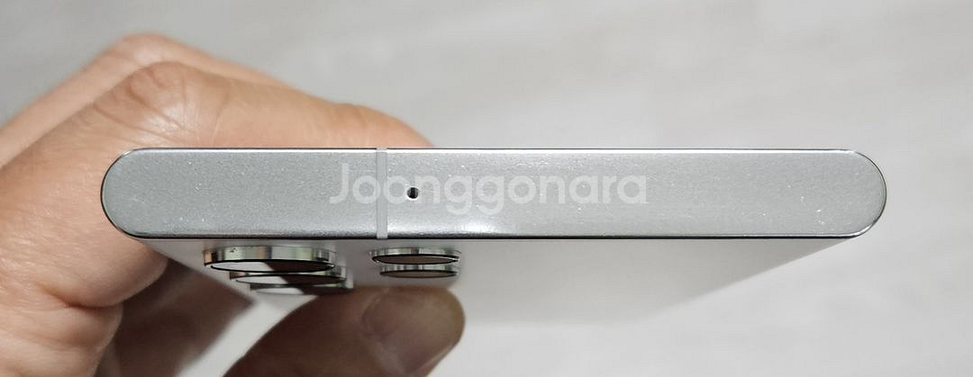 갤럭시 S22울트라 화이트 256GB A급 싸게 팝니다--3