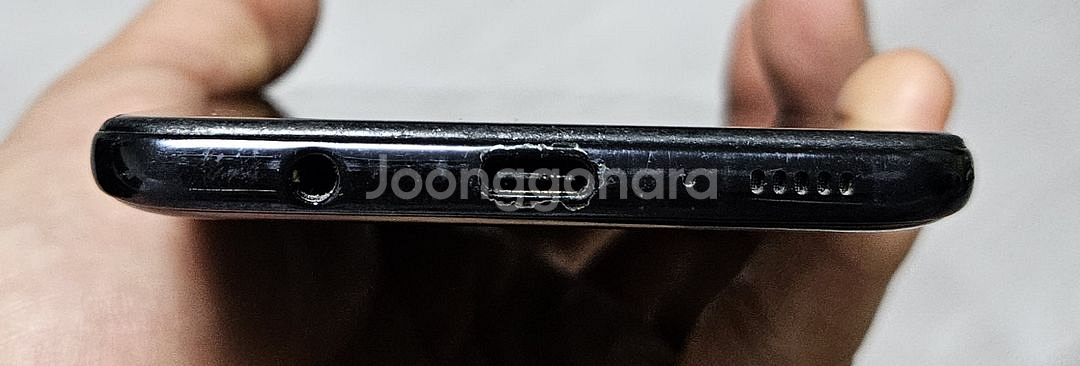갤럭시 A31 블랙 64GB 싸게 팝니다.--3