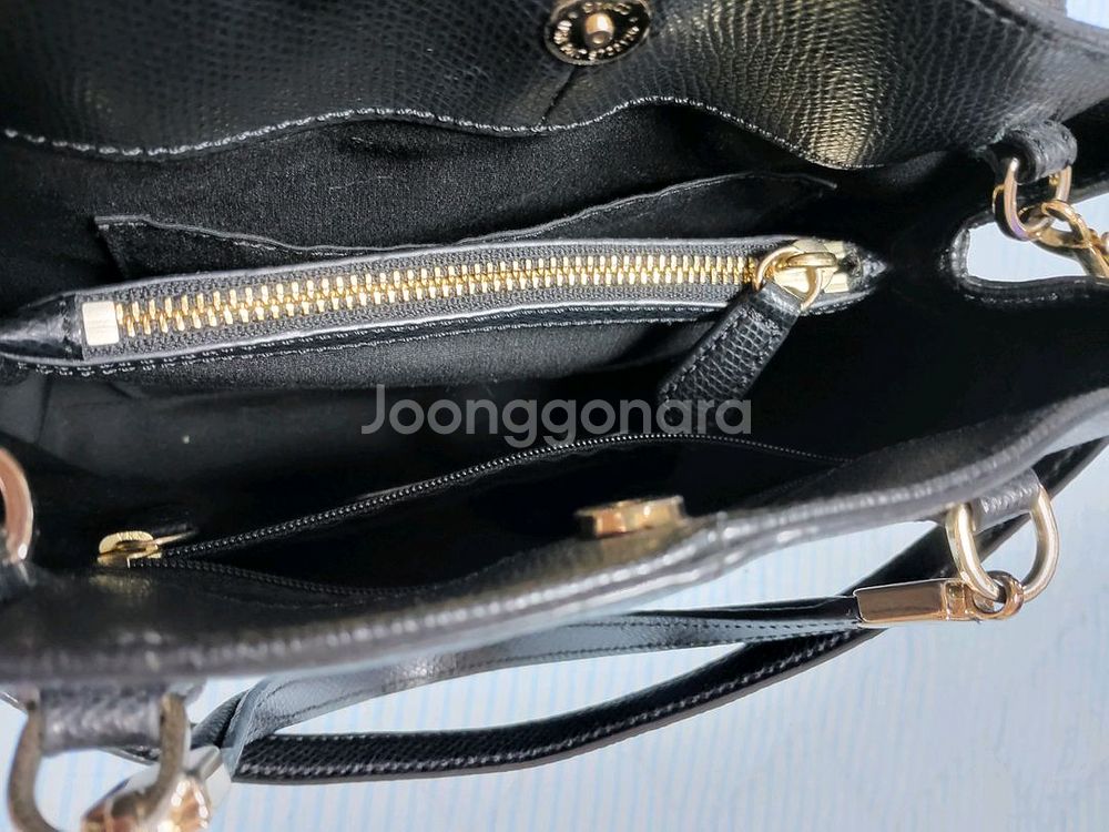 코치 블랙 가죽 토트백--4