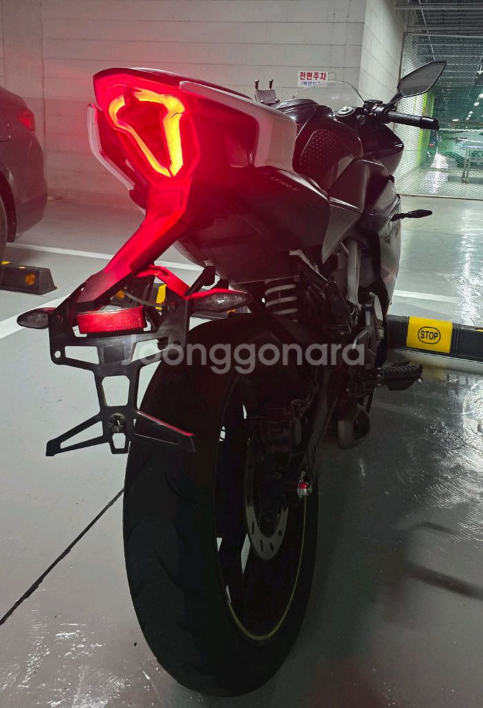 CFMOTO 300SR 오토바이 판매합니다--5