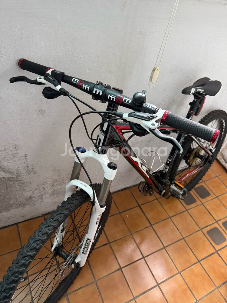 첼로 xc30--1