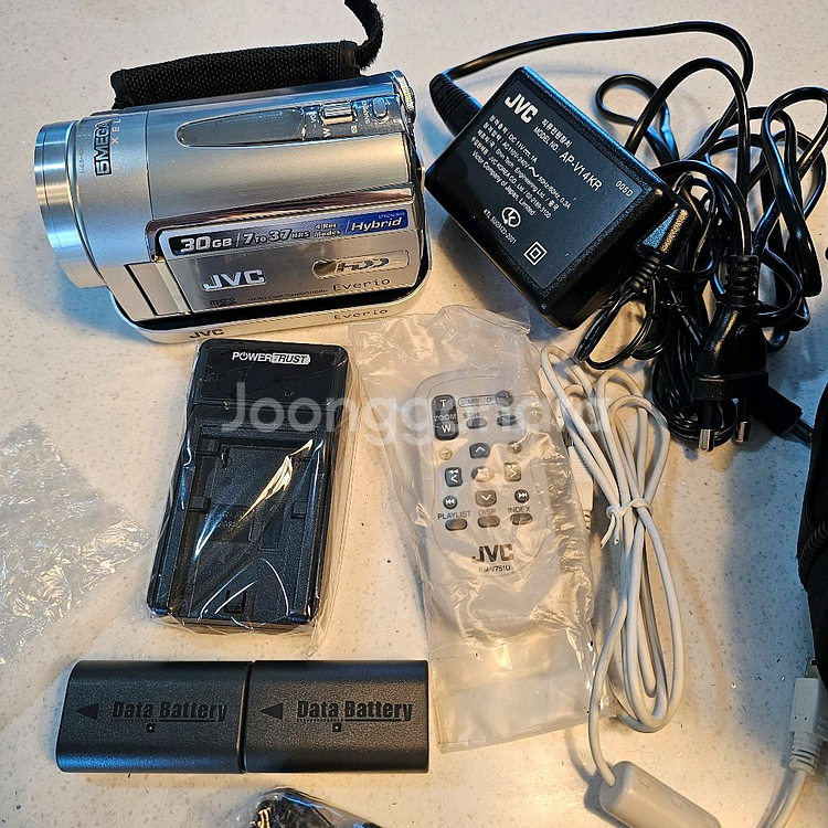 JVC 레트로 캠코더--1