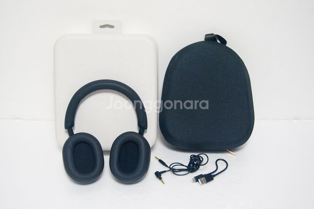 소니 WH-1000XM5 블루투스헤드폰 블랙팝니다.--1