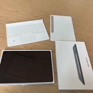 갤럭시탭 s10 플러스 256 5g, 키보드 케이스