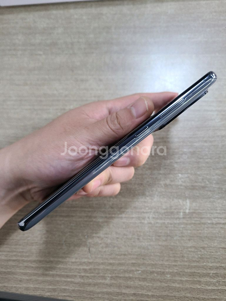 갤럭시S20울트라256G 무잔상 액정무기스 A급 중고폰--5