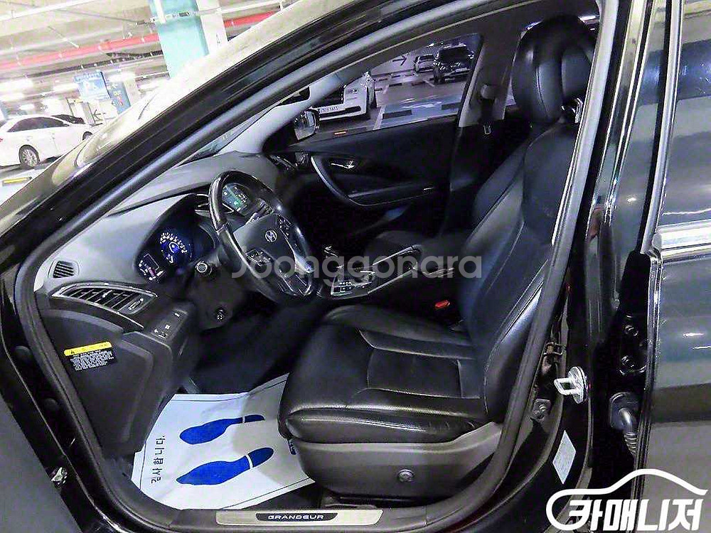 [현대]그랜저 HG HG300 PREMIUM (5인승)--4