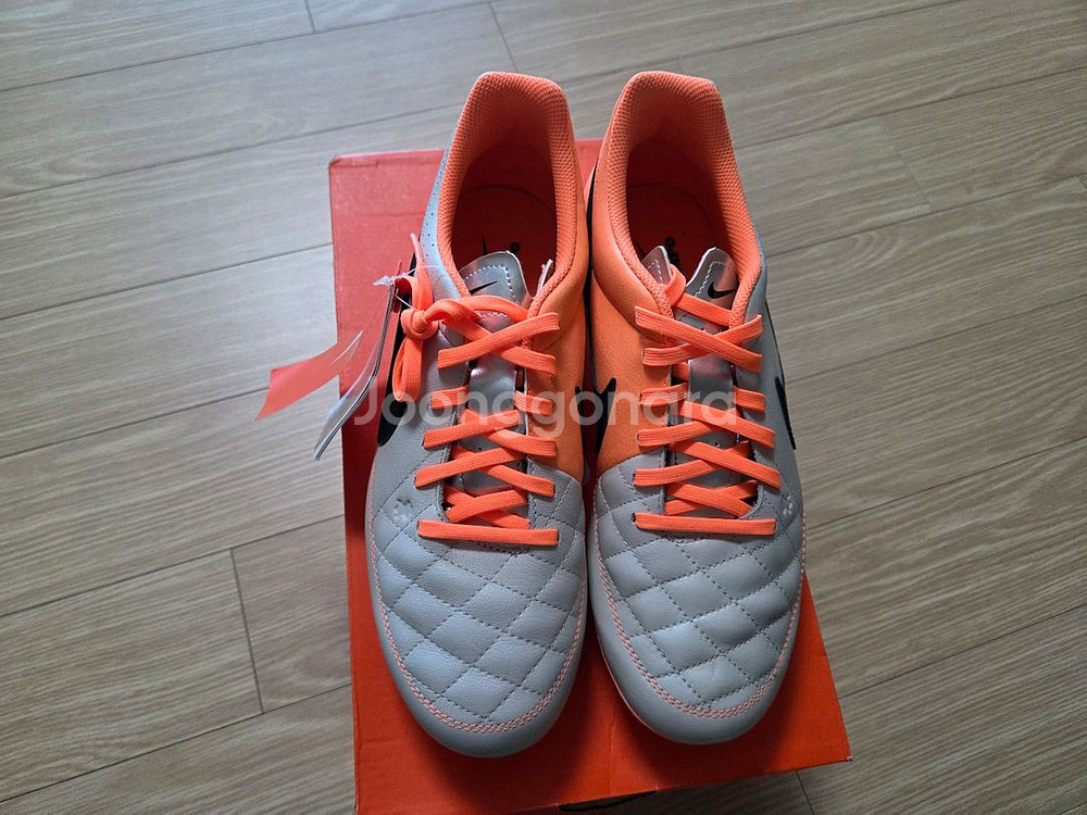 나이키 티엠포 제니오 레더 HG-E(265mm)--0