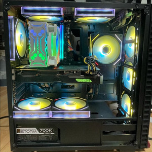 조립컴퓨터 게이밍PC 본체팝니다