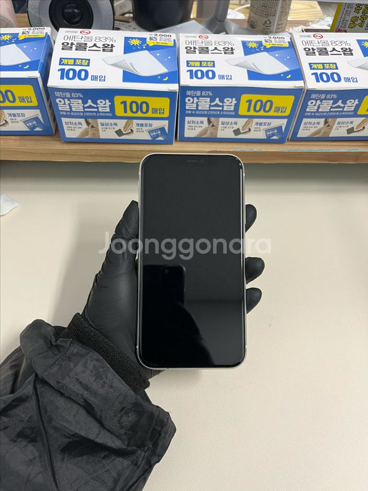 아이폰11 64G 화이트 S급!(ios 14.8)--0