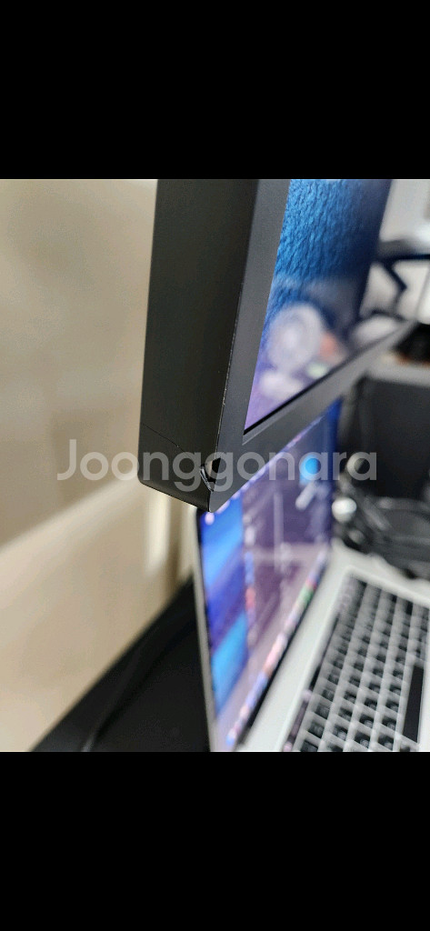 LG 울트라 파인 5K 모니터 (27MD5KL)--5