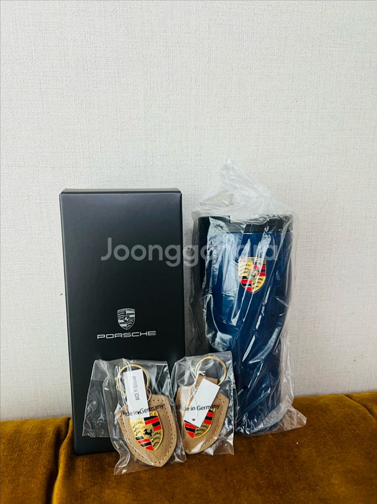 (새상품)포르쉐 키링(텀블러 판매완료)--0