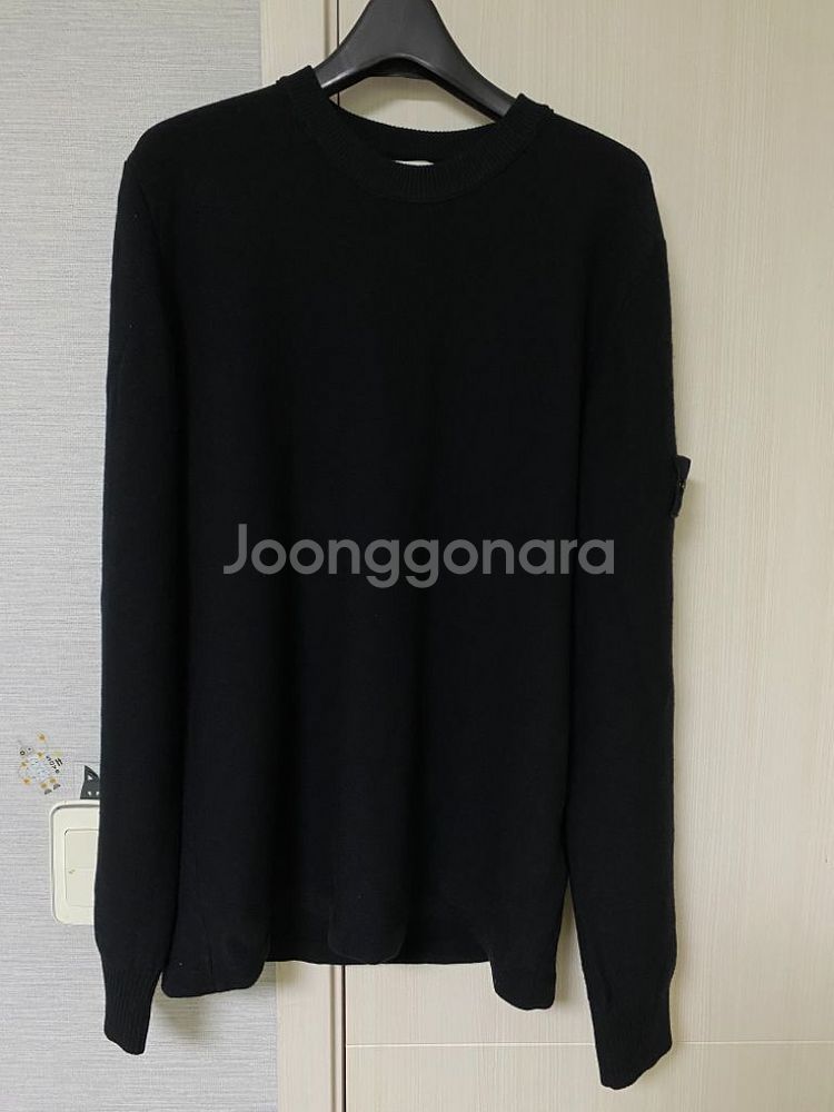 [22FW, M] 스톤아일랜드 와펜 패치 니트 블랙--0