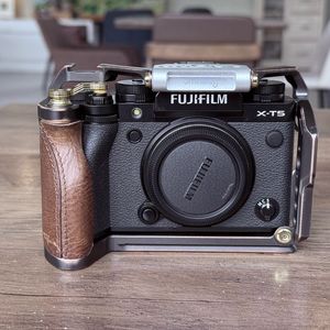 후지필름 X-T5.xt5 스몰리그 게이지 카메라를 판매