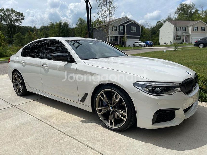 BMW 5시리즈 G30 블랙 카본 세륨그레이 에어브리더--6