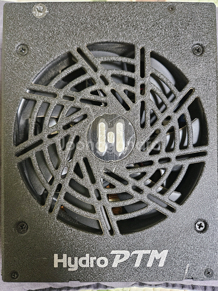 최종 FSP HYDRO PTM PRO 1200W 파워--0
