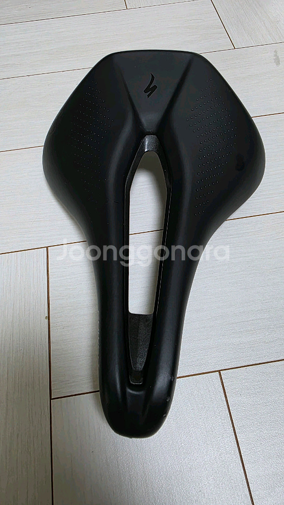 스페셜라이즈드 파워 콤프 안장 판매합니다--0