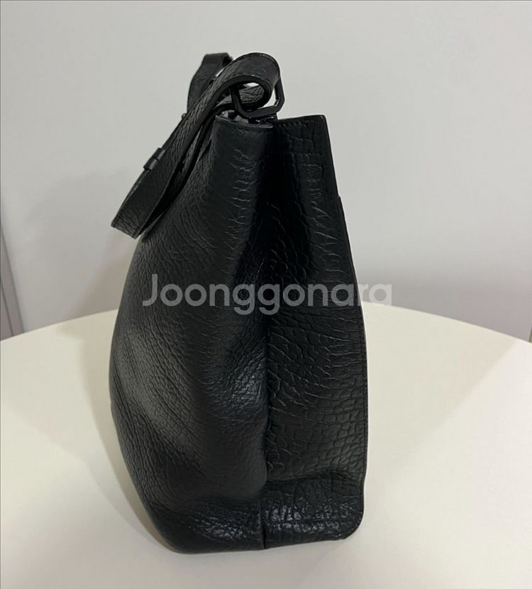 (무배)금강제화 브루노말리 소가죽 가방 크로스백--4