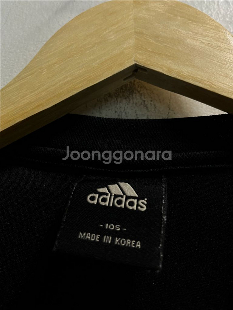 105 아디다스 기능성 스판 반팔티--4