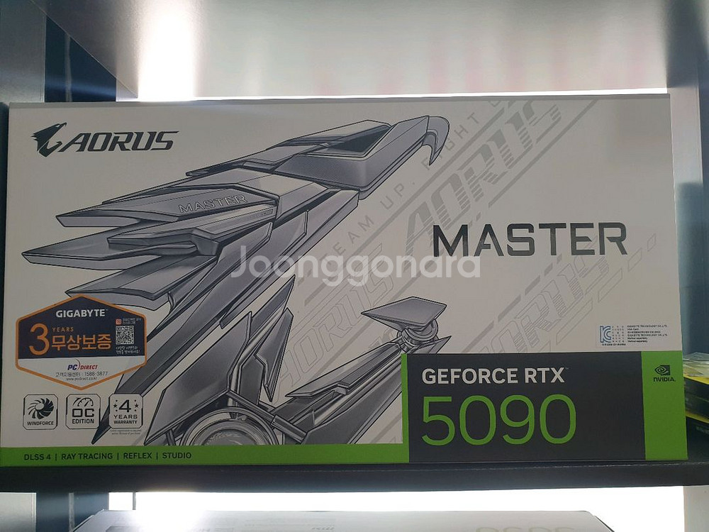 기가바이트 RTX5090 어로스 마스터 아이스--0