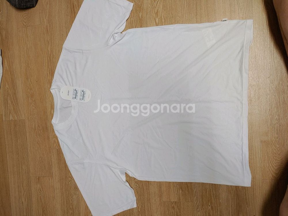 안다르 Andar 흰 면 티셔츠 새것 떨값--4