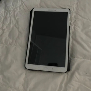 삼성 태블릿 갤럭시탭 A6 SM-T580모델