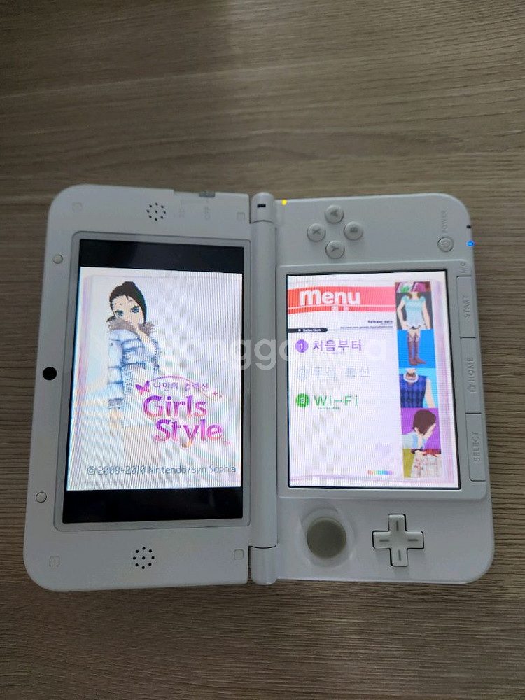 닌텐도 3DS XL 화이트 셋트 판매합니다--4