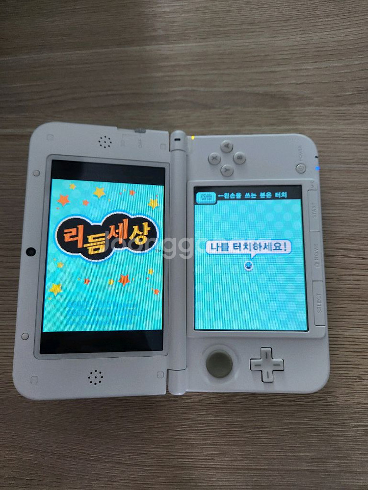 닌텐도 3DS XL 화이트 셋트 판매합니다--5
