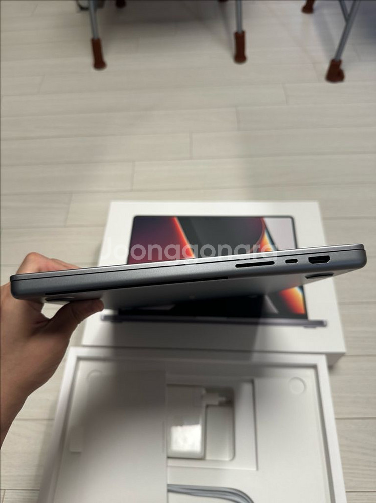 맥북 프로 M1 16인치 16gb 1tb 스그--5