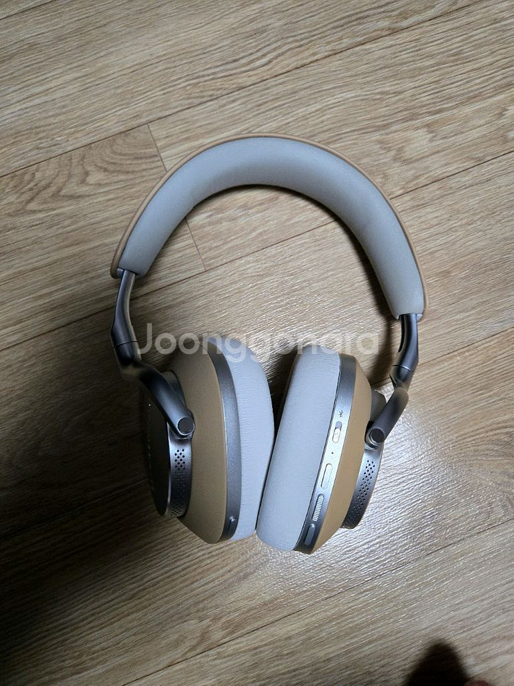 블루투스 헤드폰 바워스앤윌킨스 px8 신품급 팝니다--1