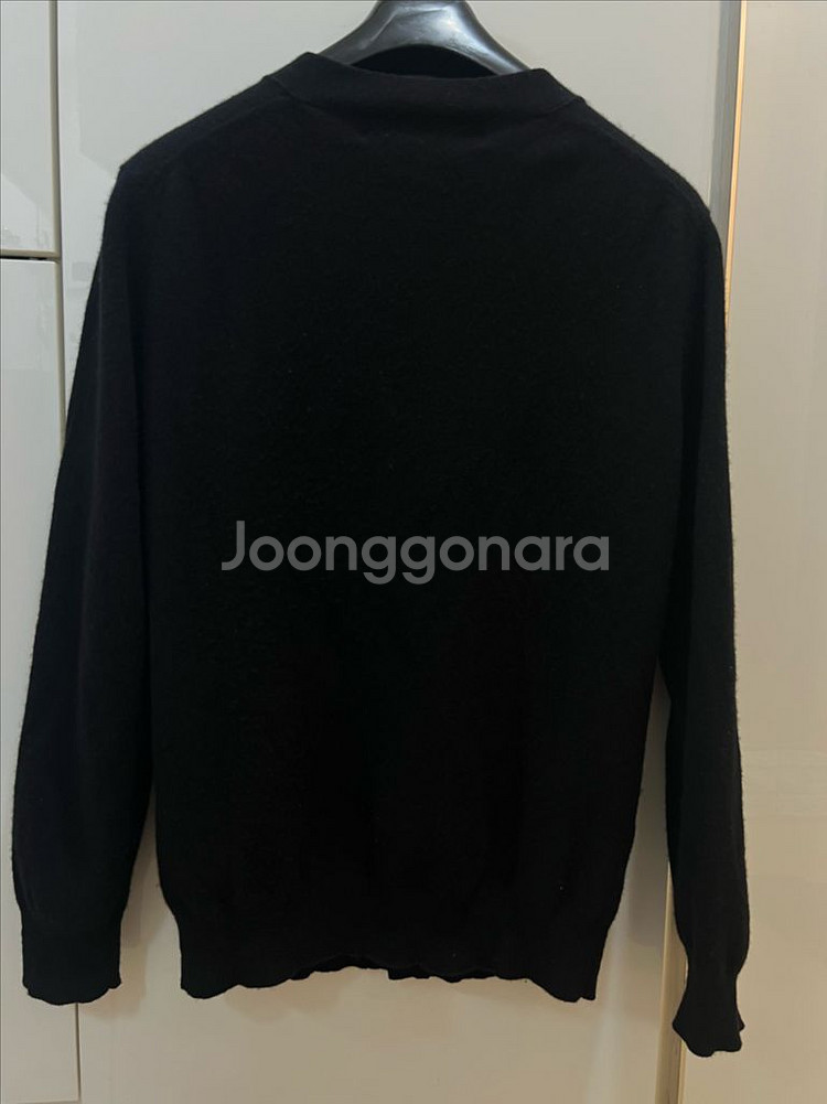 꼼데가르송 화이트와펜가디건 L--1