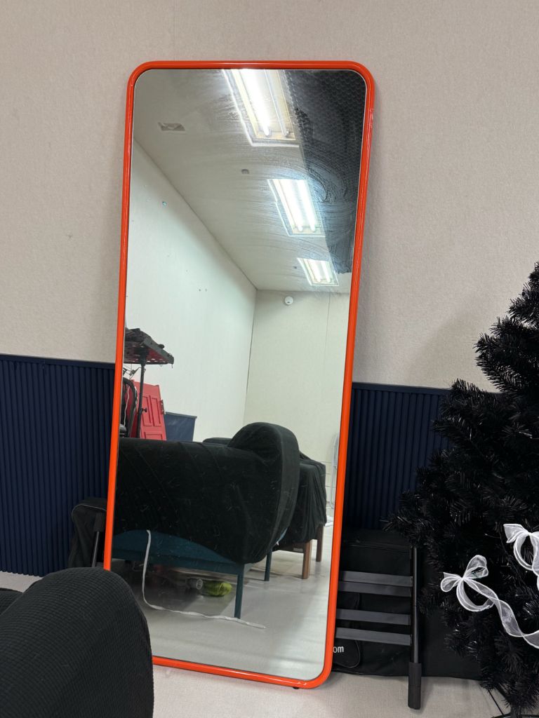 오렌지 프레임 전신거울 (원가16만)