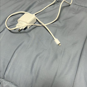 8핀 충전기