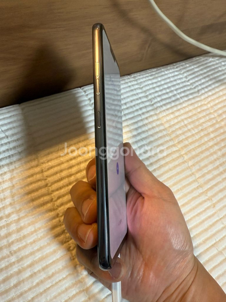lg v40--3