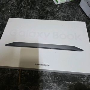 삼성 노트북 북3PRO 512