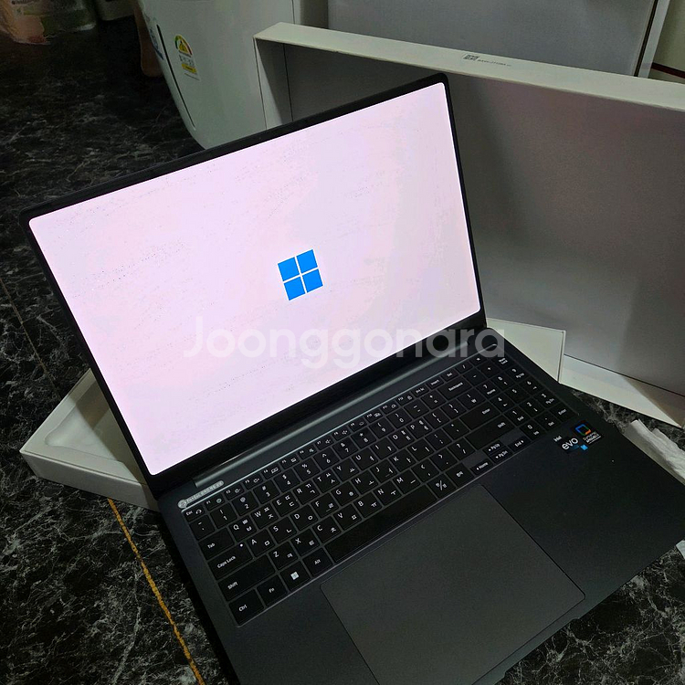 삼성 노트북 북3PRO 512--10
