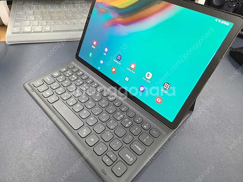 갤럭시 탭 s5e 와이파이 128gb--5