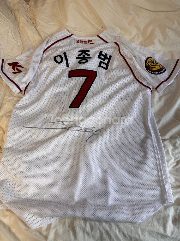 기아타이거즈 이종범 유니폼--1