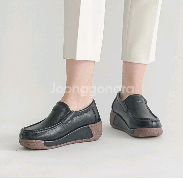 올리 키높이 소가죽 컴포트화 여성 235--4