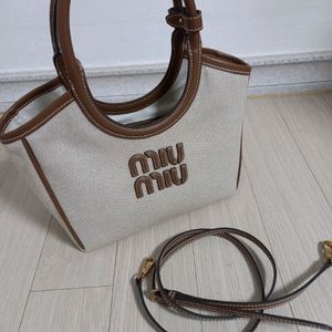 미우미우 아이비백