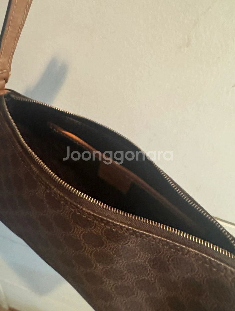 셀린느 브라운 마카담 블라종 숄더백 (빈티지)--1