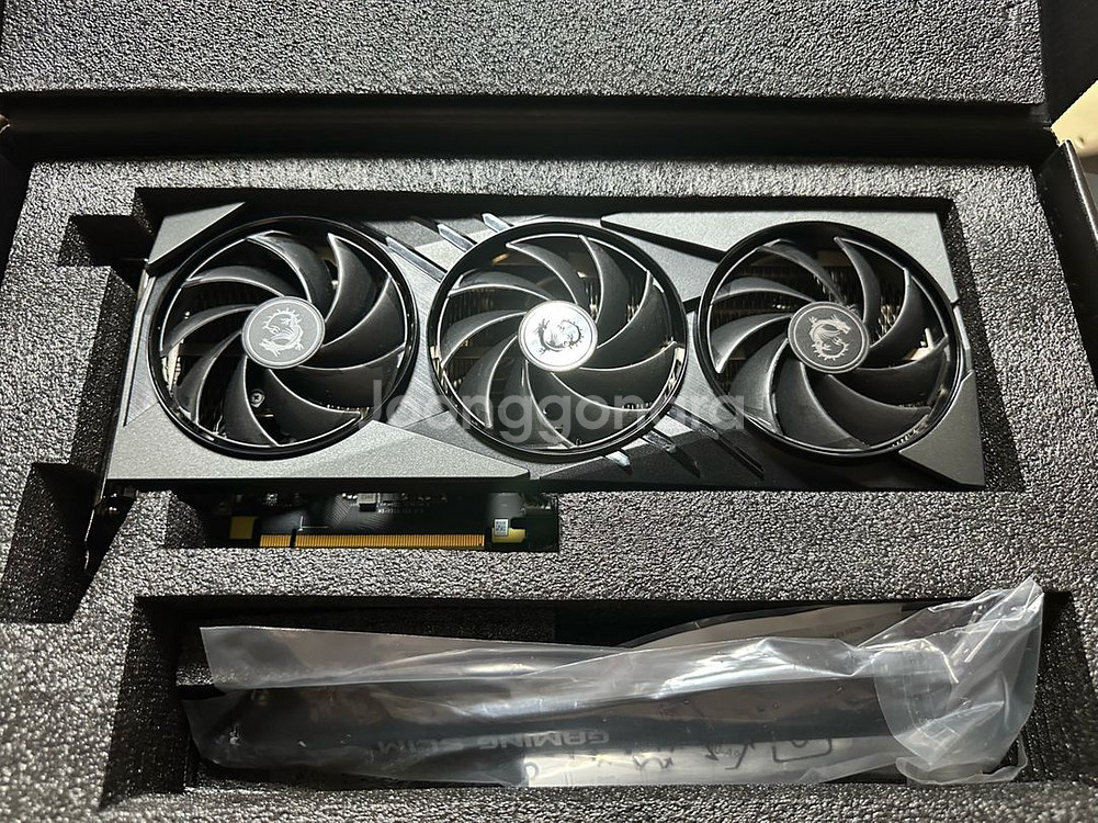 MSI RTX 4070 Ti SUPER 슬림--1