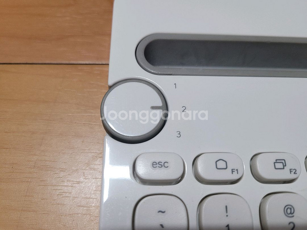 로지텍 무선 블루투스 키보드 2점(K480, K380)--1